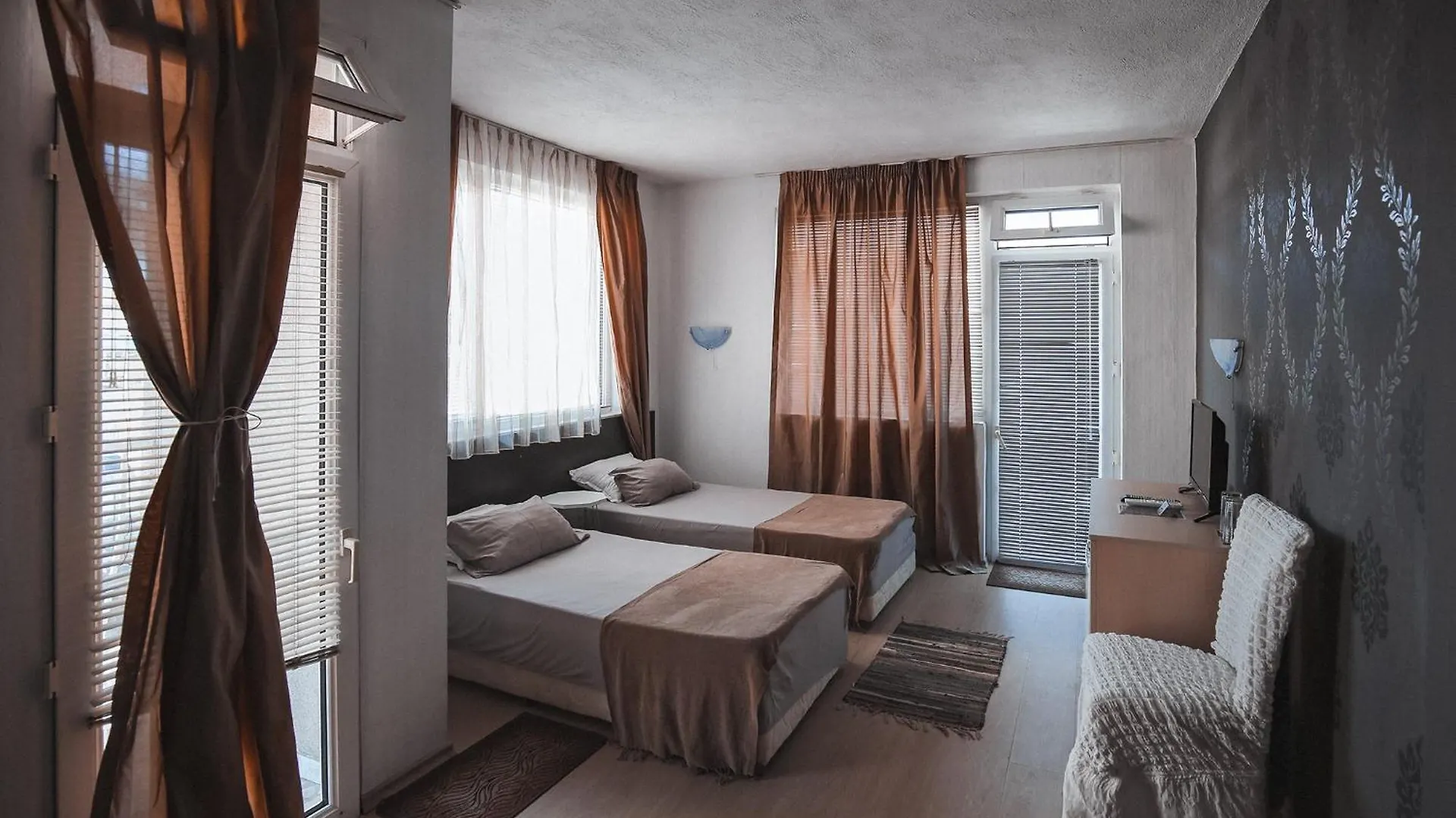 Guest House Taligarov Pomorie Bulgaria